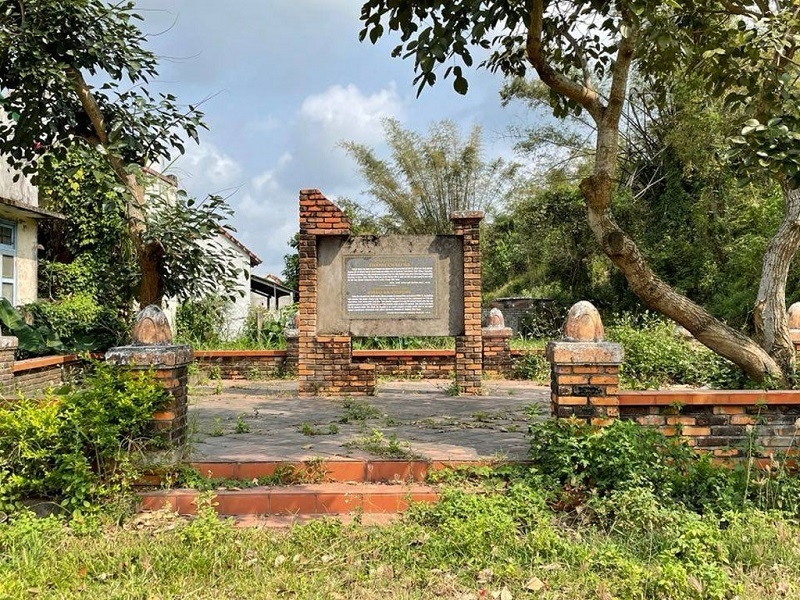 Thành cổ Châu Sa