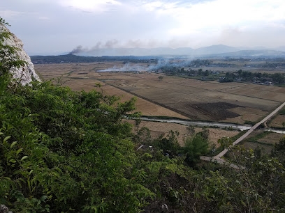 Núi Đá Bạc
