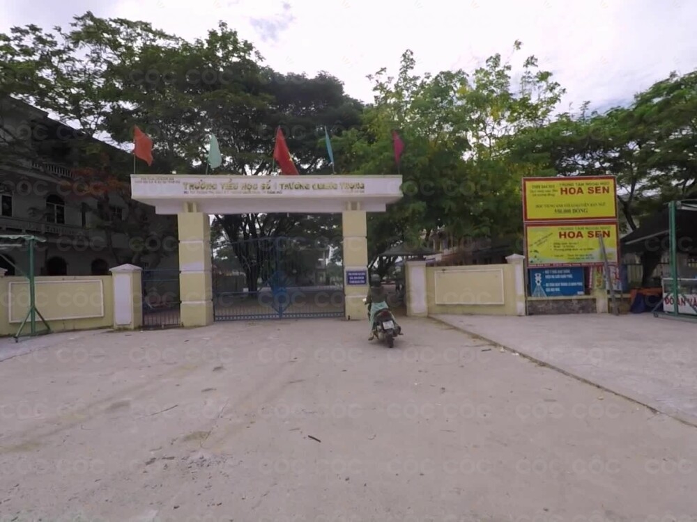 Trường Tiểu Học Số 1 Trương Quang Trọng