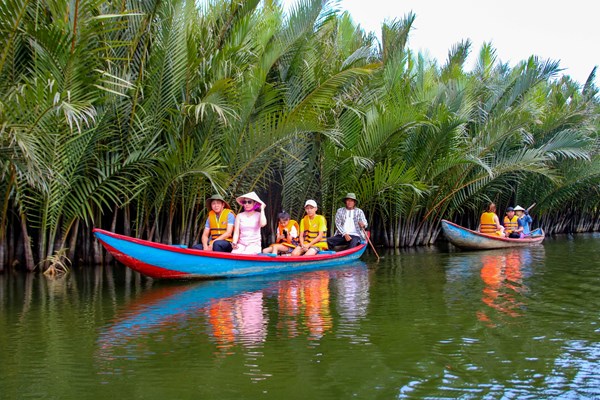 Rừng dừa nước Tịnh Khê trở thành điểm đến du lịch hấp dẫn - Ảnh 1